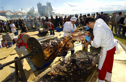 食の祭典 池田町 秋のワイン祭り へ 北海道産牛の炭火焼 ワイン食べ飲み放題を楽しむプラン ツアー詳細 クラブゲッツ