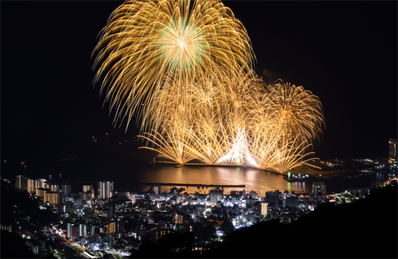 熱海海上花火大会