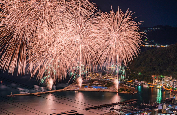 熱海海上花火大会