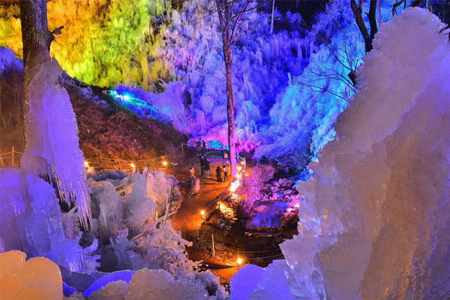 DRT 氷柱 東京発】ダイナミックな氷の芸術！「三十槌の氷柱」＆「あしがくぼの