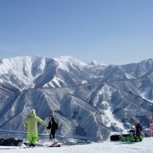 Mt.Naeba/苗場･かぐらフリーチョイスプラン・往復バス利用