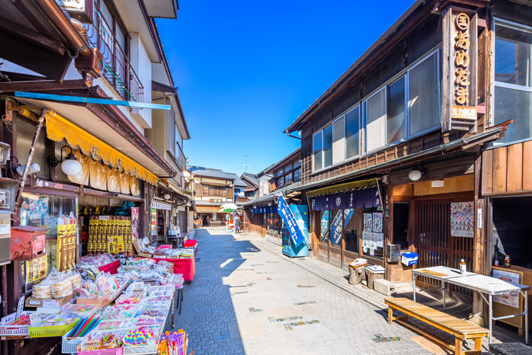 菓子屋横丁